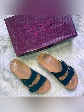 𝅺Refresh Black Double Strap Sandals